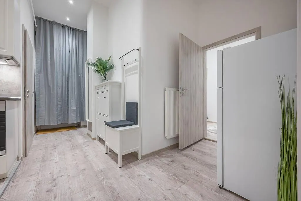 Dual 2Br Comfort Escape With 2 Bathroom By Nw Budapest Hungría